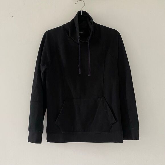 Black Mock-Neck Sweatshirt Sweater - Picture 1 of 4